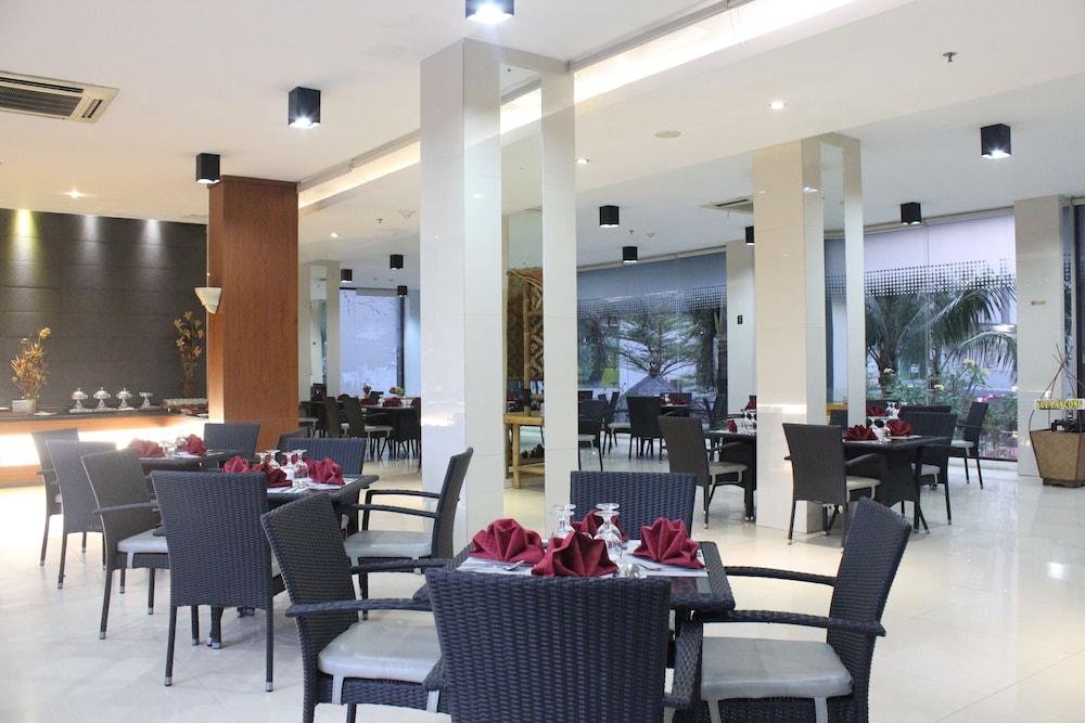 Hotel Sahid Mutiara Karawaci Tangerang Exterior foto