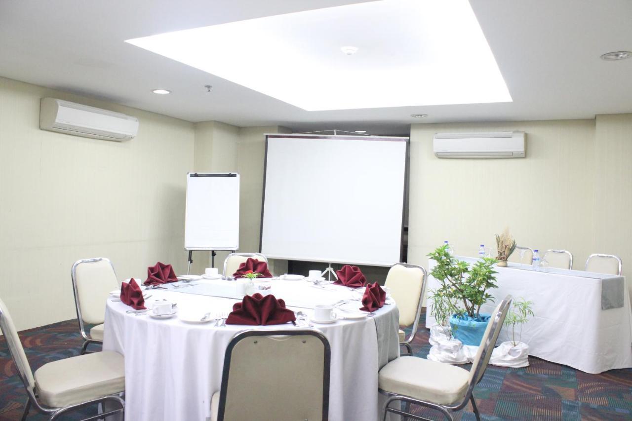 Hotel Sahid Mutiara Karawaci Tangerang Exterior foto
